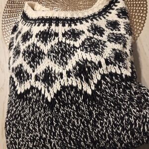 G.H. Bass & Co. Black and White Fair Isle Crewneck Sweater Medium NWOT